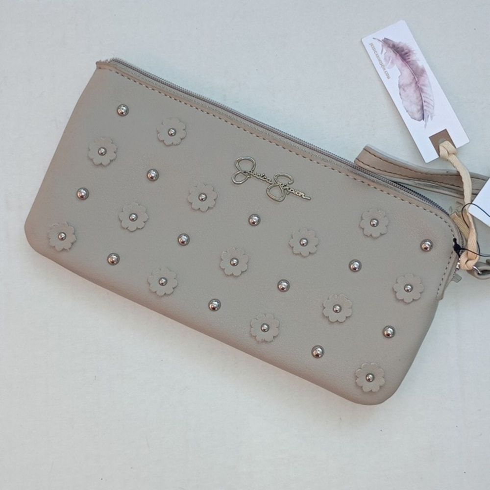 Jessica Simpson Beige Floral Flowers Studs Wristlet Wallet Lorelei Daisy NWT